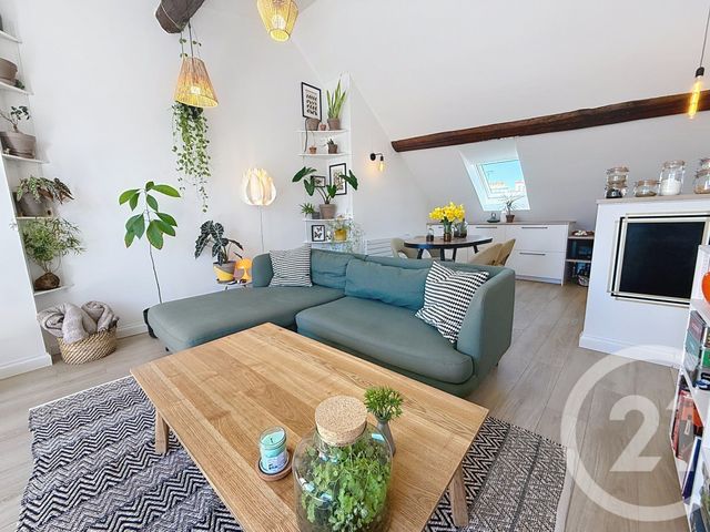 Appartement F4 &agrave; louer - 4 pi&egrave;ces - 84,48 m2 - Chalon Sur Saone - 71 - BOURGOGNE