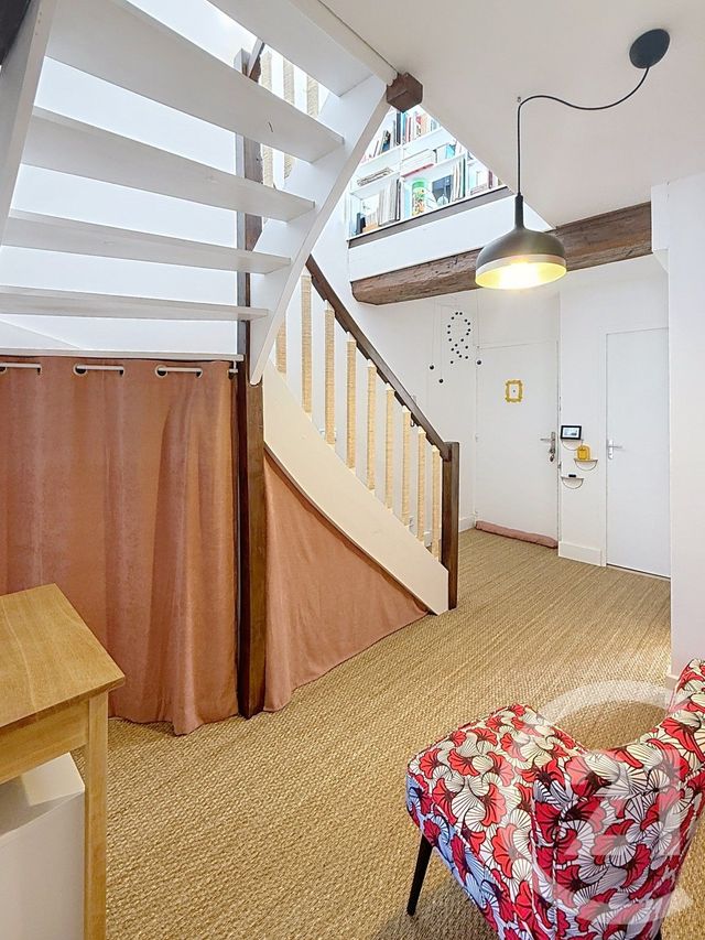 Appartement F4 &agrave; louer - 4 pi&egrave;ces - 84,48 m2 - Chalon Sur Saone - 71 - BOURGOGNE