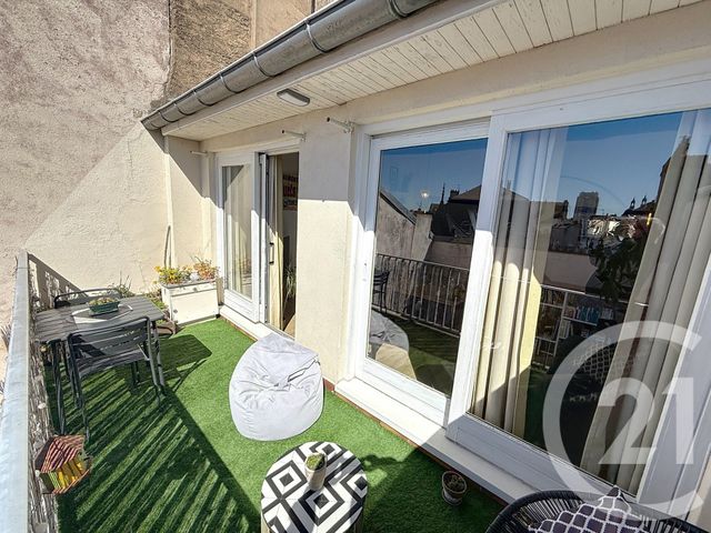 Appartement F4 &agrave; louer - 4 pi&egrave;ces - 84,48 m2 - Chalon Sur Saone - 71 - BOURGOGNE