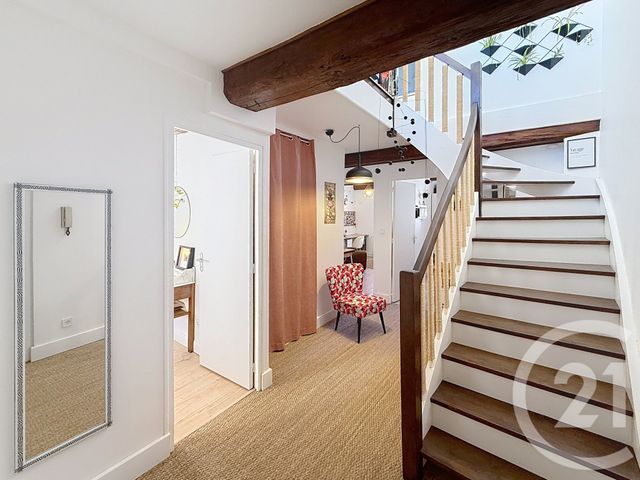 Appartement F4 &agrave; louer - 4 pi&egrave;ces - 84,48 m2 - Chalon Sur Saone - 71 - BOURGOGNE