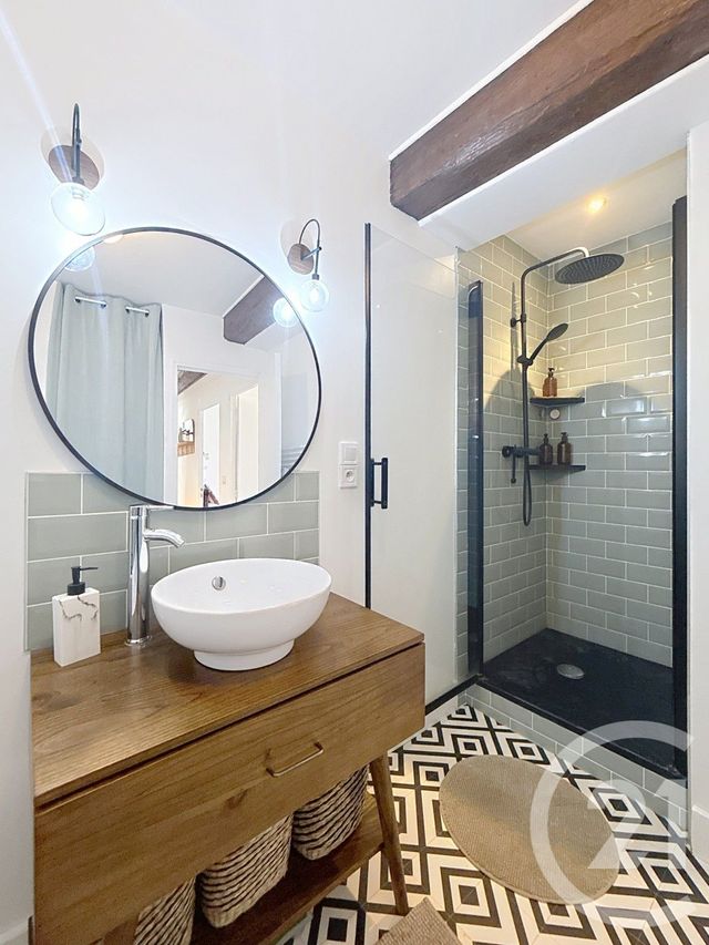 Appartement F4 &agrave; louer - 4 pi&egrave;ces - 84,48 m2 - Chalon Sur Saone - 71 - BOURGOGNE