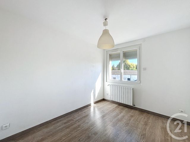 Appartement F4 &agrave; louer - 4 pi&egrave;ces - 75,77 m2 - Chalon Sur Saone - 71 - BOURGOGNE