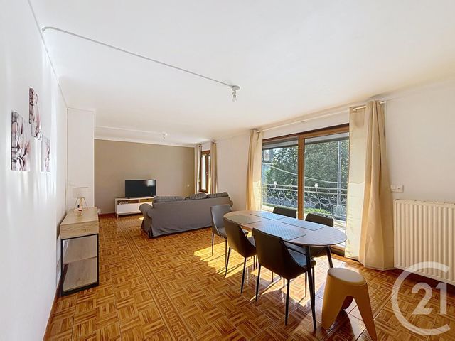 Appartement F3 &agrave; louer - 3 pi&egrave;ces - 73,75 m2 - St Remy - 71 - BOURGOGNE