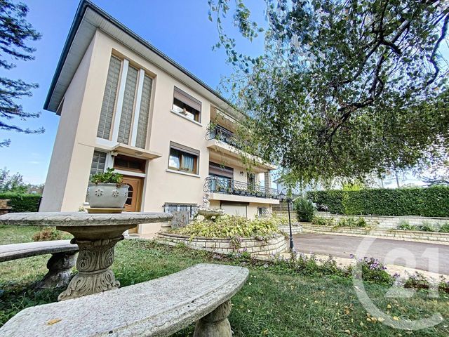 Appartement F3 &agrave; louer - 3 pi&egrave;ces - 73,75 m2 - St Remy - 71 - BOURGOGNE