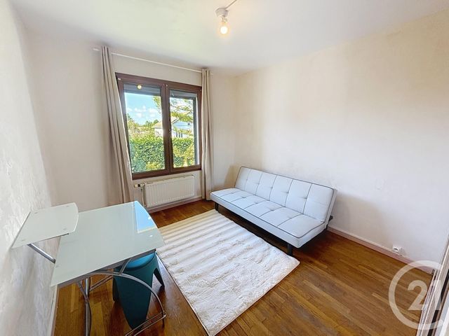 Appartement F3 &agrave; louer - 3 pi&egrave;ces - 73,75 m2 - St Remy - 71 - BOURGOGNE