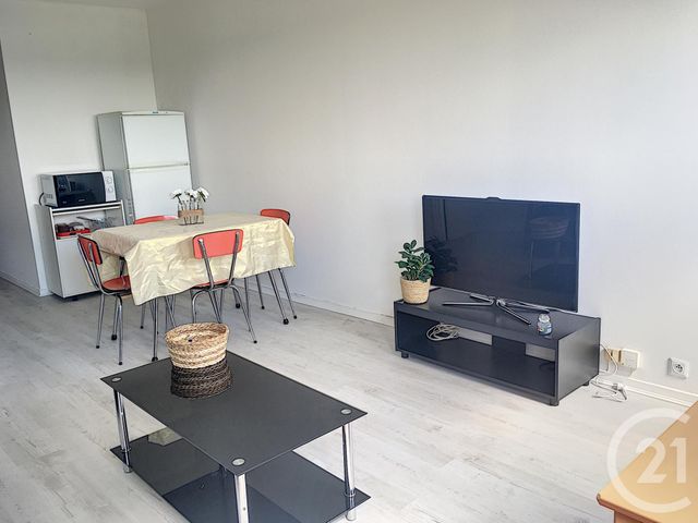 Appartement F1 &agrave; louer - 1 pi&egrave;ce - 26,20 m2 - Chalon Sur Saone - 71 - BOURGOGNE