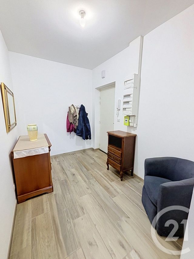 Appartement F3 &agrave; louer - 3 pi&egrave;ces - 53,96 m2 - St Marcel - 71 - BOURGOGNE