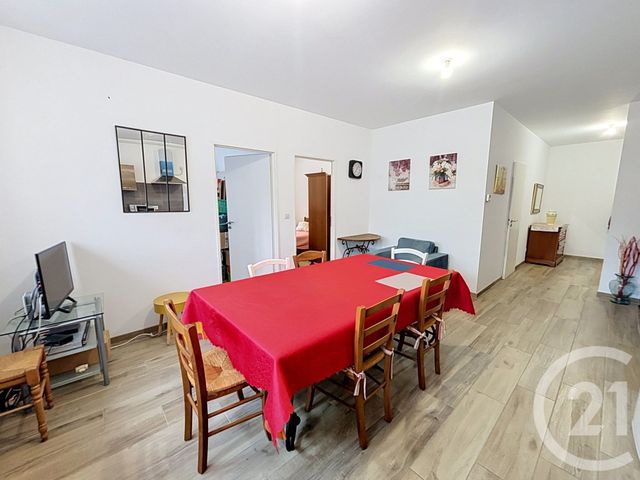 Appartement F3 &agrave; louer - 3 pi&egrave;ces - 53,96 m2 - St Marcel - 71 - BOURGOGNE