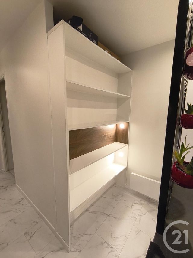 Appartement T2 &agrave; louer - 2 pi&egrave;ces - 36,55 m2 - Allevard - 38 - RHONE-ALPES