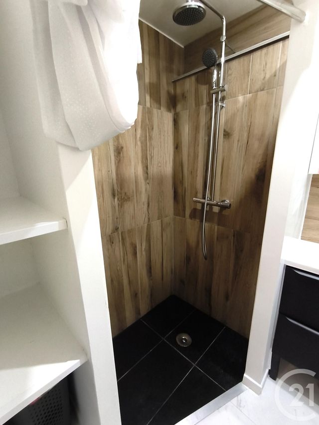 Appartement T2 &agrave; louer - 2 pi&egrave;ces - 36,55 m2 - Allevard - 38 - RHONE-ALPES