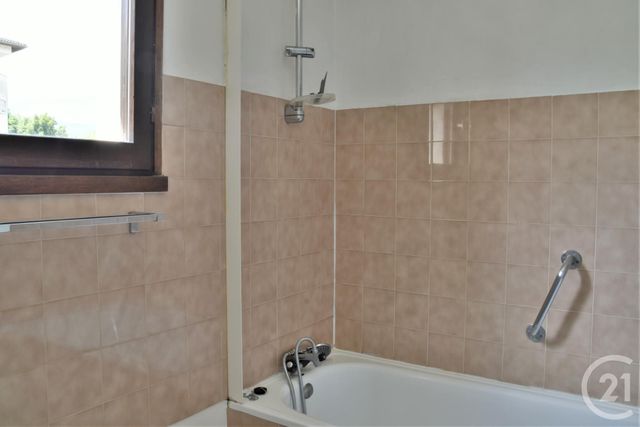 Appartement F3 &agrave; louer - 3 pi&egrave;ces - 86,45 m2 - Pontcharra - 38 - RHONE-ALPES