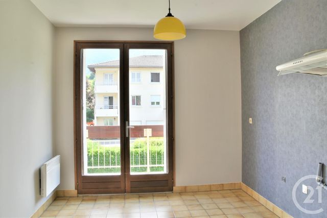 Appartement F3 &agrave; louer - 3 pi&egrave;ces - 86,45 m2 - Pontcharra - 38 - RHONE-ALPES