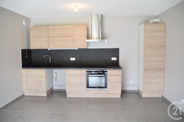 Appartement T3 &agrave; louer - 3 pi&egrave;ces - 68,30 m2 - Pontcharra - 38 - RHONE-ALPES