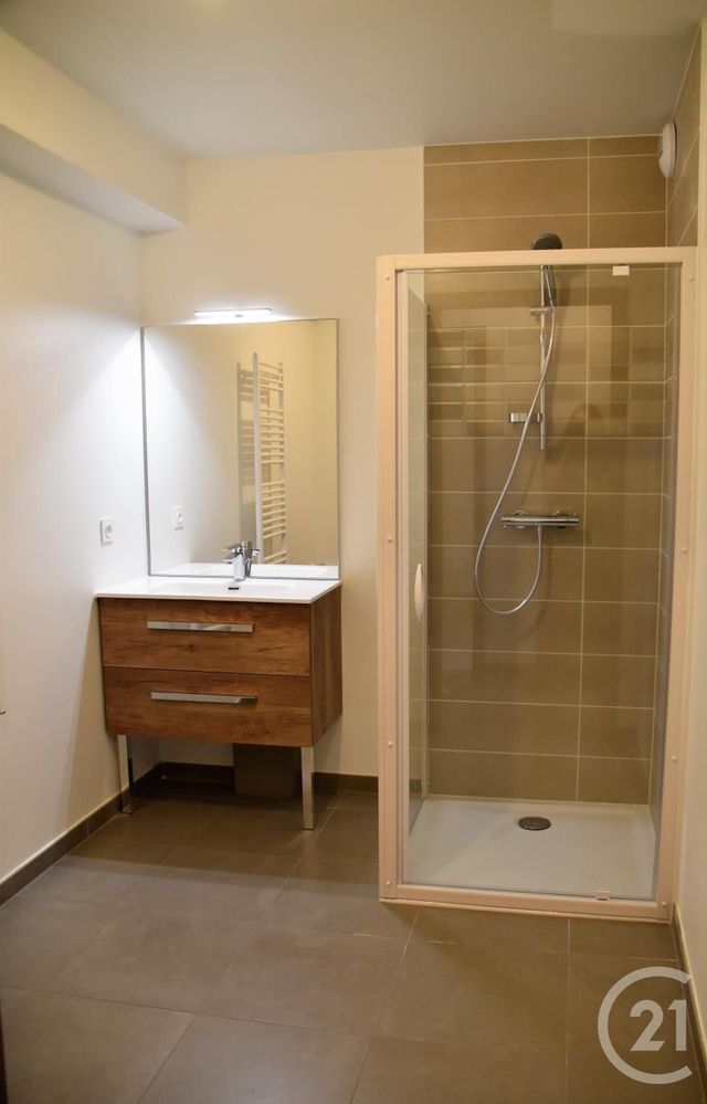 Appartement T3 &agrave; louer - 3 pi&egrave;ces - 68,30 m2 - Pontcharra - 38 - RHONE-ALPES