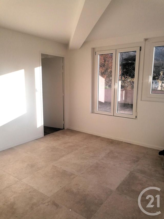 Appartement T2 &agrave; louer - 2 pi&egrave;ces - 52,20 m2 - Pontcharra - 38 - RHONE-ALPES