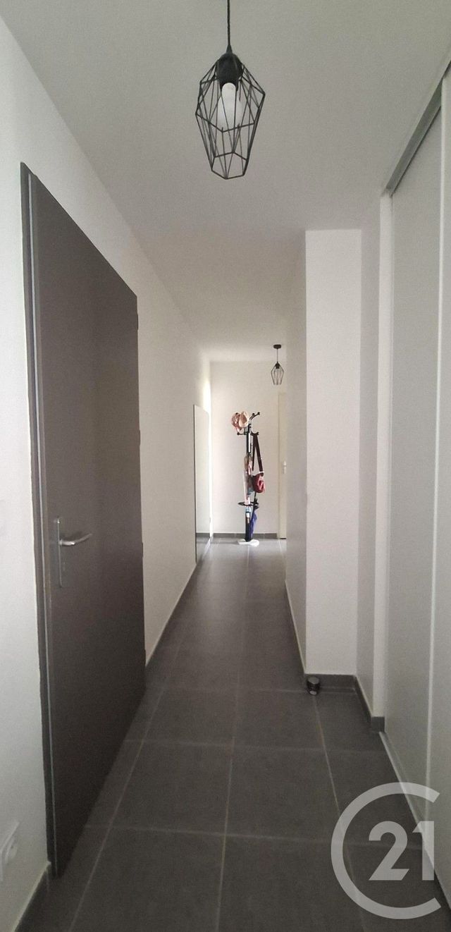 Appartement T3 &agrave; louer - 3 pi&egrave;ces - 67,51 m2 - Pontcharra - 38 - RHONE-ALPES