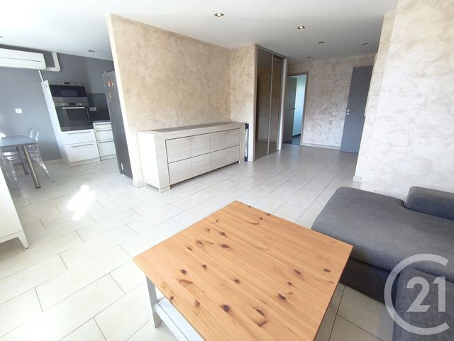 Appartement T3 &agrave; louer - 3 pi&egrave;ces - 63,80 m2 - Froges - 38 - RHONE-ALPES