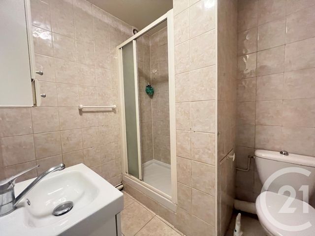 Appartement F1 &agrave; louer - 1 pi&egrave;ce - 27 m2 - Fontenay Sous Bois - 94 - ILE-DE-FRANCE
