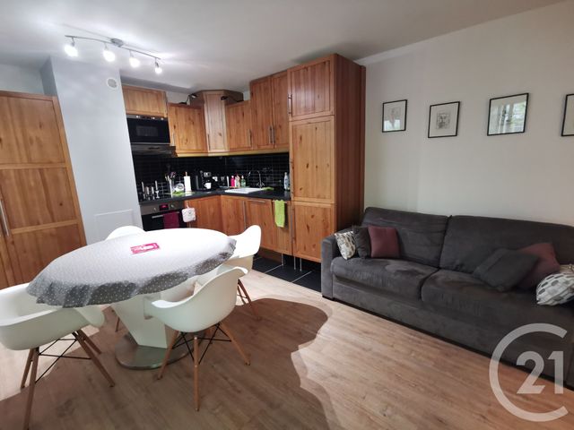Appartement F2 &agrave; louer - 2 pi&egrave;ces - 41,72 m2 - Courbevoie - 92 - ILE-DE-FRANCE