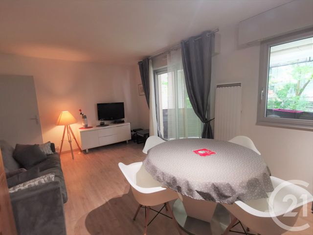 Appartement F2 &agrave; louer - 2 pi&egrave;ces - 41,72 m2 - Courbevoie - 92 - ILE-DE-FRANCE