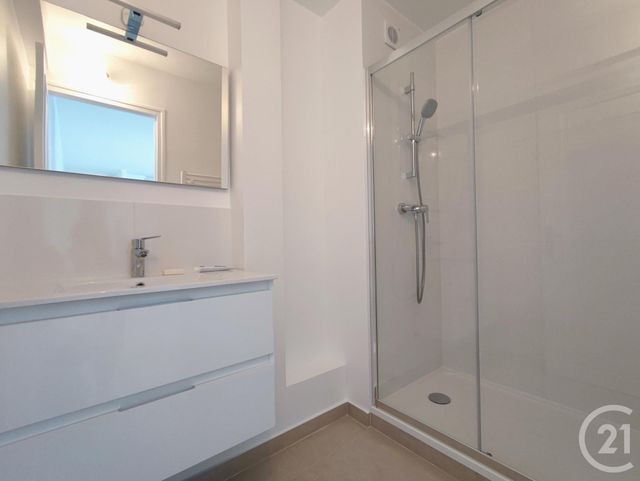 Appartement F3 &agrave; louer - 3 pi&egrave;ces - 50,96 m2 - Fontenay Sous Bois - 94 - ILE-DE-FRANCE