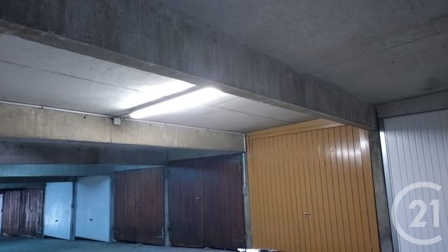 Parking à vendre - 11 m2 - Fontenay Sous Bois - 94 - ILE-DE-FRANCE