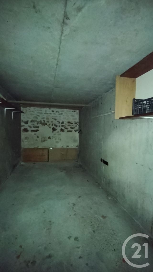 Parking à vendre - 11 m2 - Fontenay Sous Bois - 94 - ILE-DE-FRANCE