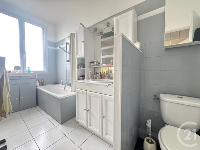 Maison à vendre - 4 pièces - 84,45 m2 - Fontenay Sous Bois - 94 - ILE-DE-FRANCE