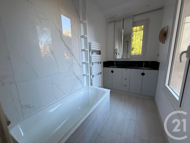 Appartement &agrave; vendre - 6 pi&egrave;ces - 95,53 m2 - Fontenay Sous Bois - 94 - ILE-DE-FRANCE