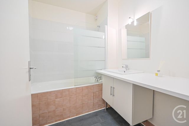 Appartement F2 à louer - 2 pièces - 46,05 m2 - Levallois Perret - 92 - ILE-DE-FRANCE