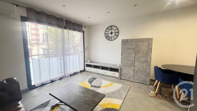 Appartement Souplex à louer - 2 pièces - 47,04 m2 - Alfortville - 94 - ILE-DE-FRANCE