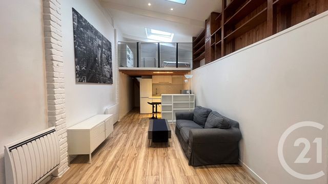 Appartement F1 à louer ST MAUR DES FOSSES