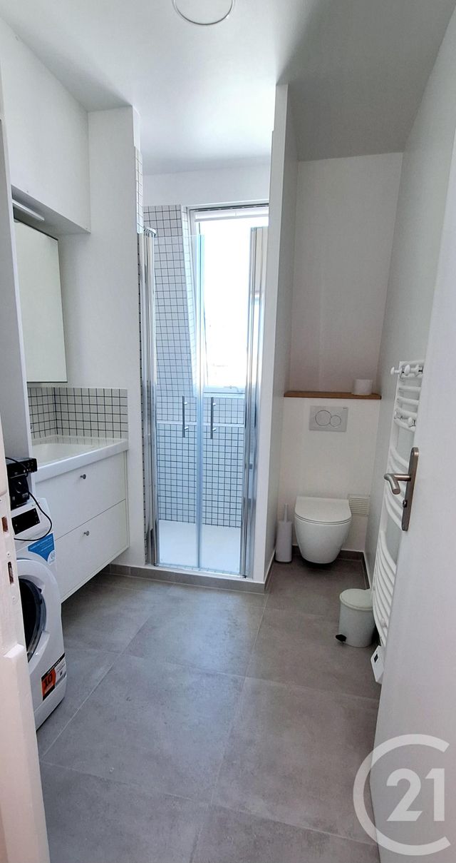 Appartement Duplex &agrave; louer - 3 pi&egrave;ces - 58,30 m2 - Paris - 75002 - ILE-DE-FRANCE