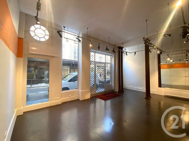 Appartement Autre &agrave; vendre - 3 pi&egrave;ces - 72 m2 - Paris - 75007 - ILE-DE-FRANCE