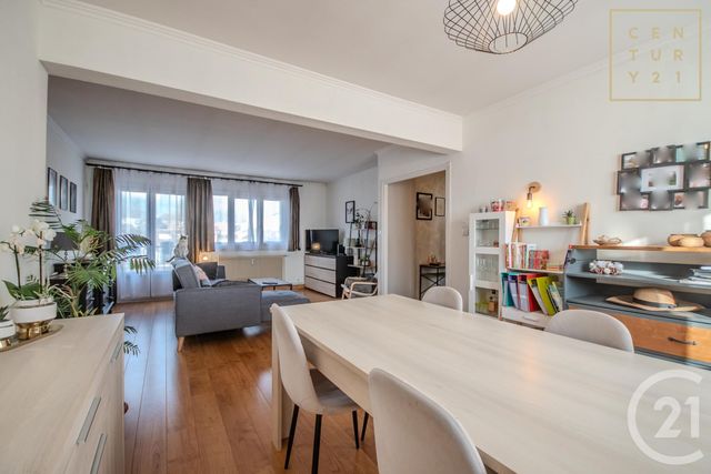 Appartement à vendre - 5 pièces - 80 m2 - Maubeuge - 59 - NORD-PAS-DE-CALAIS