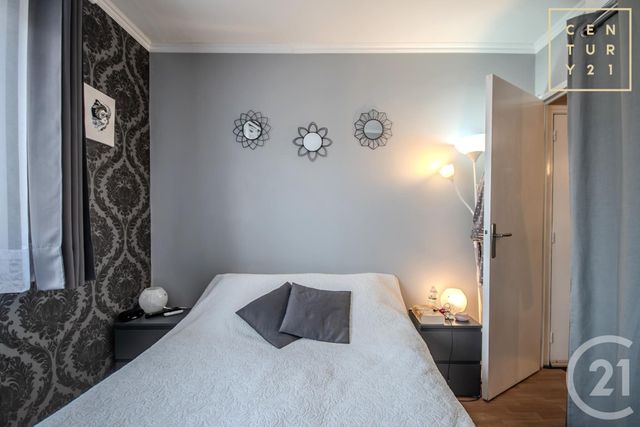 Appartement à vendre - 5 pièces - 80 m2 - Maubeuge - 59 - NORD-PAS-DE-CALAIS