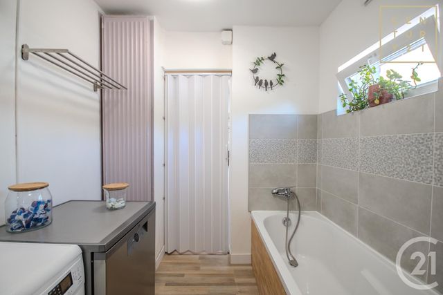 Maison &agrave; louer - 4 pi&egrave;ces - 75 m2 - La Longueville - 59 - NORD-PAS-DE-CALAIS