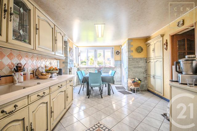 Maison à vendre - 7 pièces - 10,58 m2 - Maubeuge - 59 - NORD-PAS-DE-CALAIS