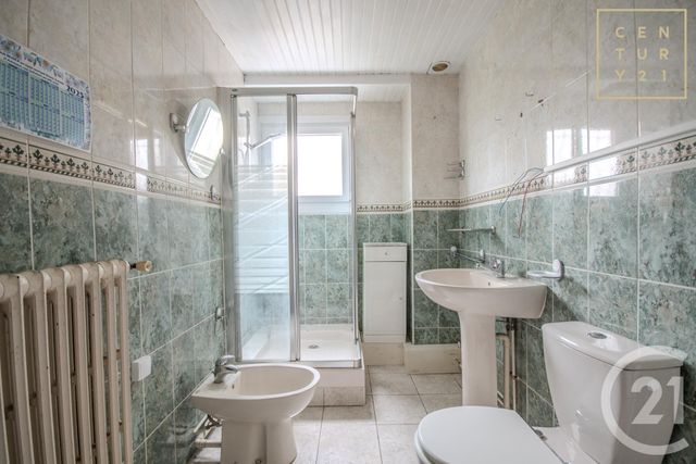 Maison à vendre - 7 pièces - 81,93 m2 - Rousies - 59 - NORD-PAS-DE-CALAIS