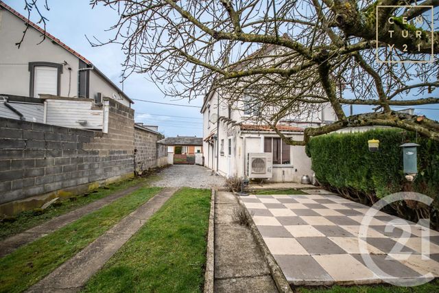 Maison à vendre - 7 pièces - 81,93 m2 - Rousies - 59 - NORD-PAS-DE-CALAIS