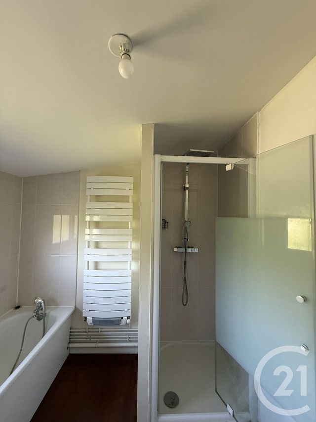 Maison &agrave; louer - 4 pi&egrave;ces - 77 m2 - Jeumont - 59 - NORD-PAS-DE-CALAIS