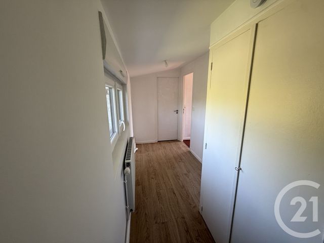 Maison &agrave; louer - 4 pi&egrave;ces - 77 m2 - Jeumont - 59 - NORD-PAS-DE-CALAIS