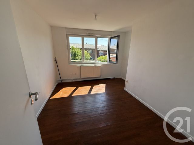 Maison &agrave; louer - 4 pi&egrave;ces - 77 m2 - Jeumont - 59 - NORD-PAS-DE-CALAIS