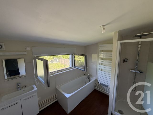 Maison &agrave; louer - 4 pi&egrave;ces - 77 m2 - Jeumont - 59 - NORD-PAS-DE-CALAIS