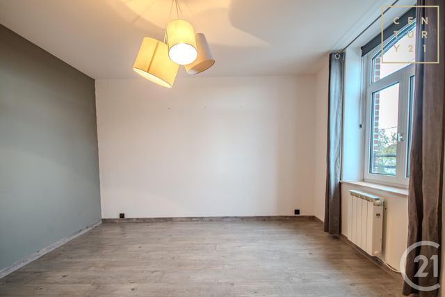 Maison &agrave; louer - 5 pi&egrave;ces - 80 m2 - Hautmont - 59 - NORD-PAS-DE-CALAIS