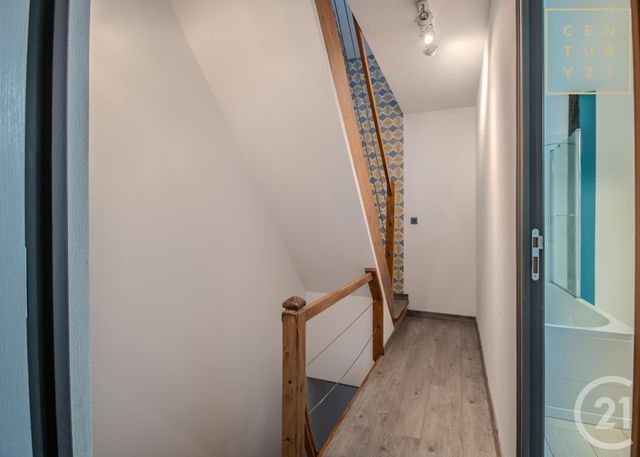 Maison &agrave; louer - 5 pi&egrave;ces - 80 m2 - Hautmont - 59 - NORD-PAS-DE-CALAIS