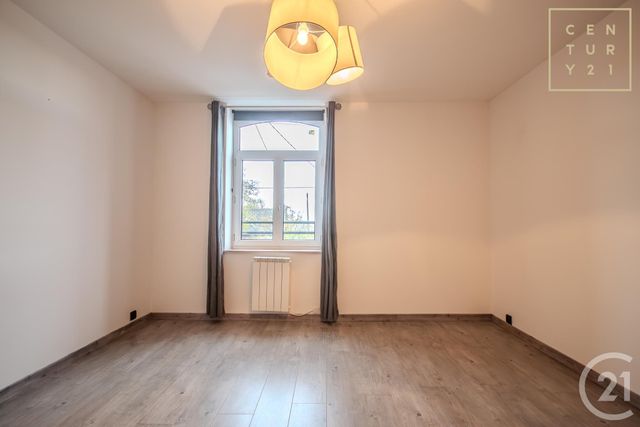 Maison &agrave; louer - 5 pi&egrave;ces - 80 m2 - Hautmont - 59 - NORD-PAS-DE-CALAIS
