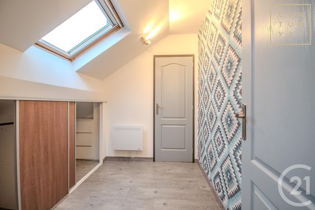 Maison &agrave; louer - 5 pi&egrave;ces - 80 m2 - Hautmont - 59 - NORD-PAS-DE-CALAIS