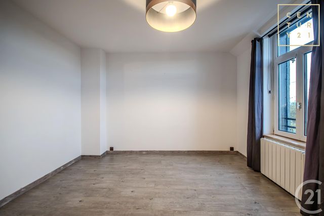 Maison &agrave; louer - 5 pi&egrave;ces - 80 m2 - Hautmont - 59 - NORD-PAS-DE-CALAIS