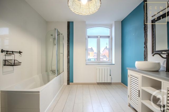 Maison &agrave; louer - 5 pi&egrave;ces - 80 m2 - Hautmont - 59 - NORD-PAS-DE-CALAIS